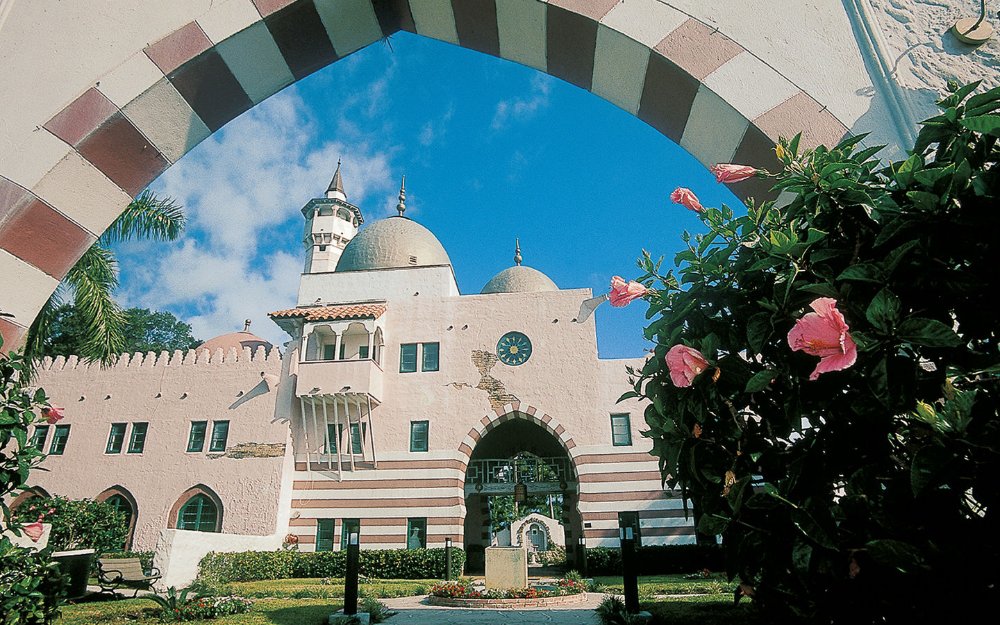 Moorish Revival architecture in Opa-Locka