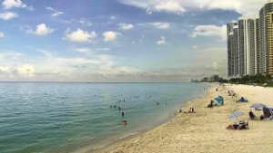 A live view of Sunny Isles Beach, South View